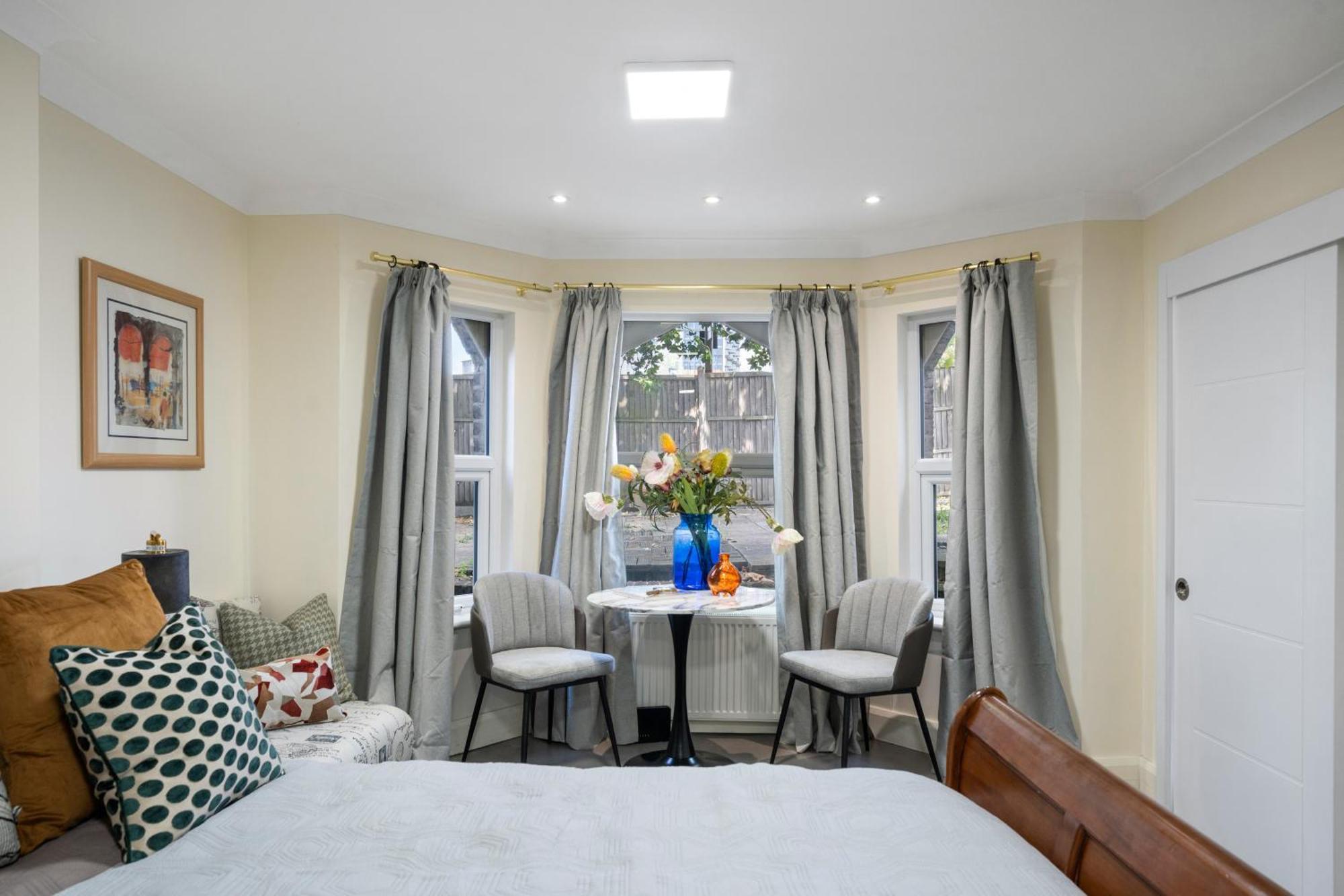 Leamington Park Studio With Parking London Exterior photo